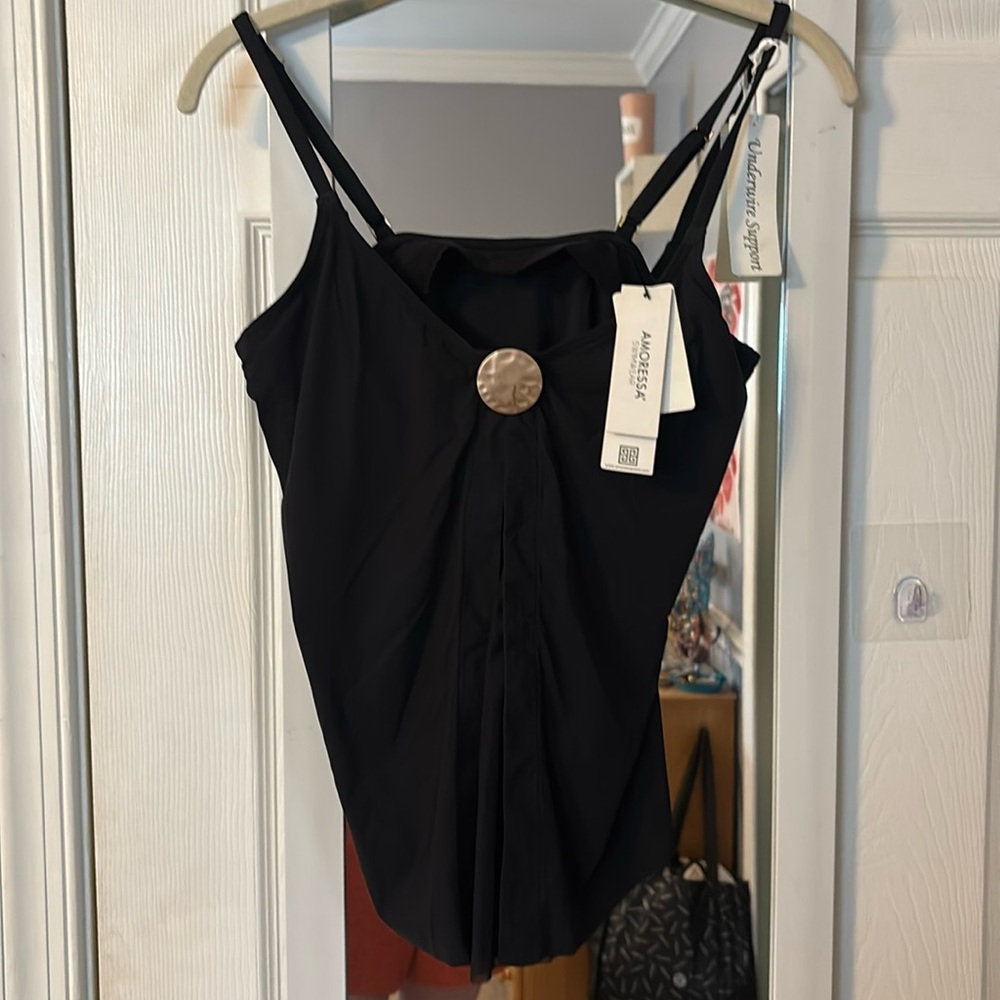 New with tags Amoressa swimwear Tankini size 6, underwire bra built in